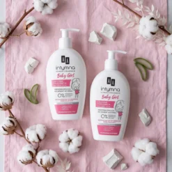 AA Intymna Baby Girl 0% emulsja do higieny intymnej od 1. roku życia dozownik 300 ml