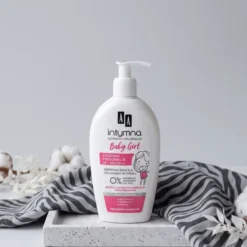 AA Intymna Baby Girl 0% emulsja do higieny intymnej od 1. roku życia dozownik 300 ml