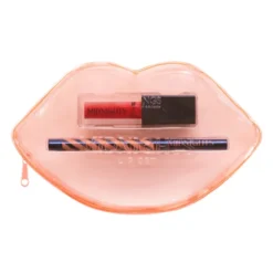 AA Wings Of Color Midnights zestaw prezentowy do makijażu ust konturówka 0,25 g + pomadka 5 ml + kosmetyczka 03 Midnight Red