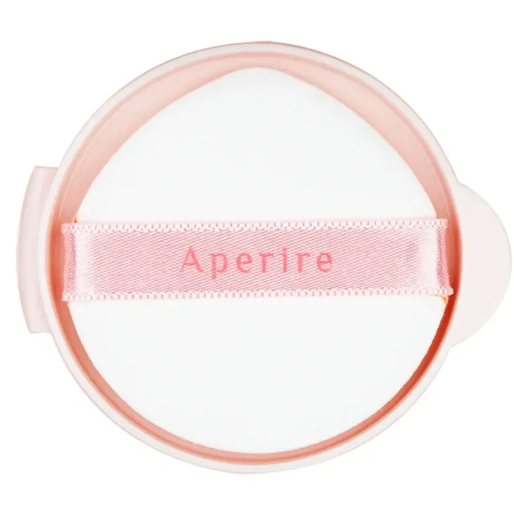 Aperire Day Dream Cover Cushion SPF50+ PA++++ kryjący podkład do twarzy w kompakcie 02 Warm Vanilla 13 g