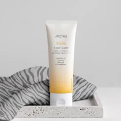 Apothe Baku-Kaol Brightening Scrub Cleanser rozświetlający żel peelingujący do mycia twarzy 100 ml
