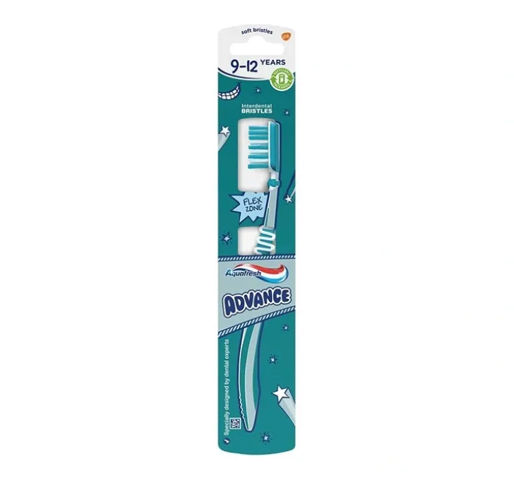 Aquafresh Advance szczoteczka do zębów dla dzieci w wieku 9-12 lat Soft