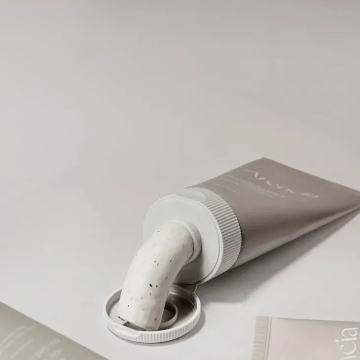 Arencia Rice + LHA Pore Control Rice Cake Cleanser wygładzająca pasta do mycia twarzy oczyszczająca pory 150 ml