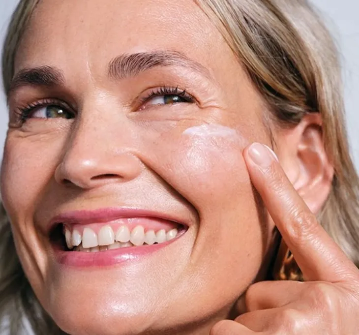Avon Anew Skin Renewal Power Cream odmładzający krem do twarzy i szyi 50 ml