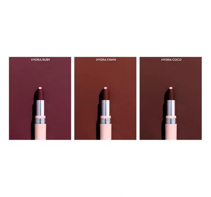 Avon Hydramatic Matte matowa pomadka do ust z kwasem hialuronowym Garnet