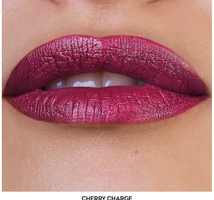 Avon Power Stay płynna pomadka do ust Cherry Charge 7 ml