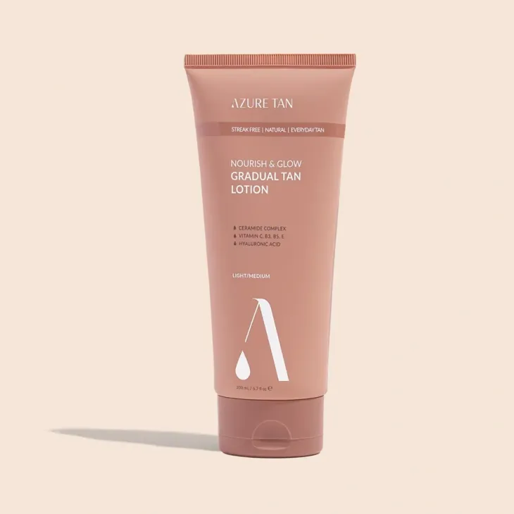 Azure Tan Nourish & Glow Gradual Tan Lotion Light to Medium stopniowo opalający balsam do ciała 200 ml