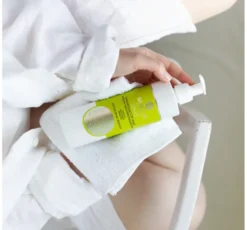 BasicLab Dermatis wygładzający żel myjący przeciw niedoskonałościom 300 ml