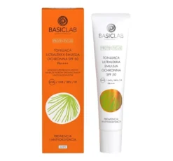 BasicLab Protecticus tonująca ultralekka emulsja ochronna SPF50 Prewencja i Antyoksydacja 40 ml