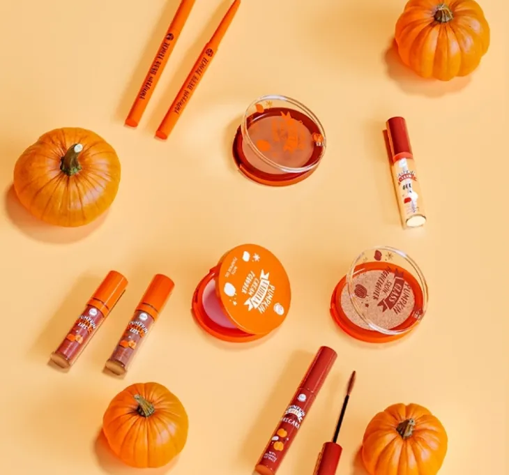 Bell Pumpkin Spicy Bronze Powder satynowy bronzer do twarzy z olejem z dyni 01 Spicy Caramel 9,5 g