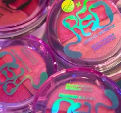Bell x Red Lipstick Monster rozświetlacz do twarzy 01 Crystal 5 g