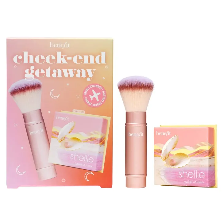 Benefit Cosmetics Cheek-End Getaway zestaw do makijażu róż do policzków Warm Seashell-Pink Blush 6 g + wielofunkcyjny pędzel Multitasking Cheek Brush 1 sztuka