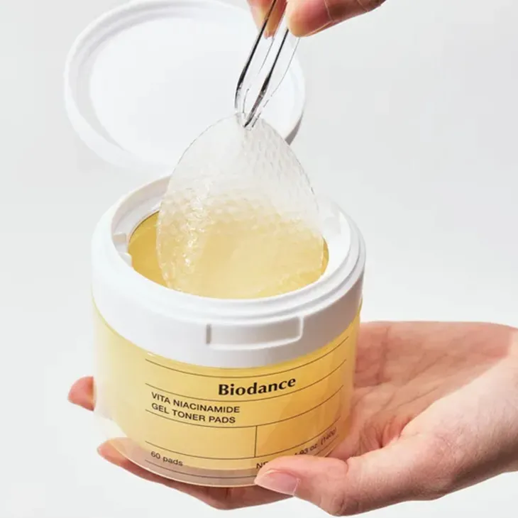 Biodance Vita Niacinamide Gel Toner Pads rozświetlające płatki do twarzy 60 szt
