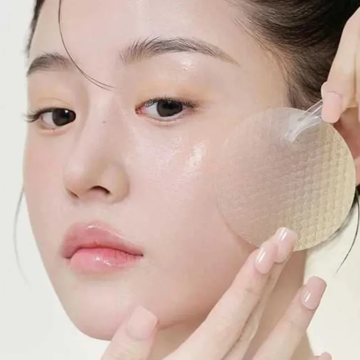 Biodance Vita Niacinamide Gel Toner Pads rozświetlające płatki do twarzy 60 szt
