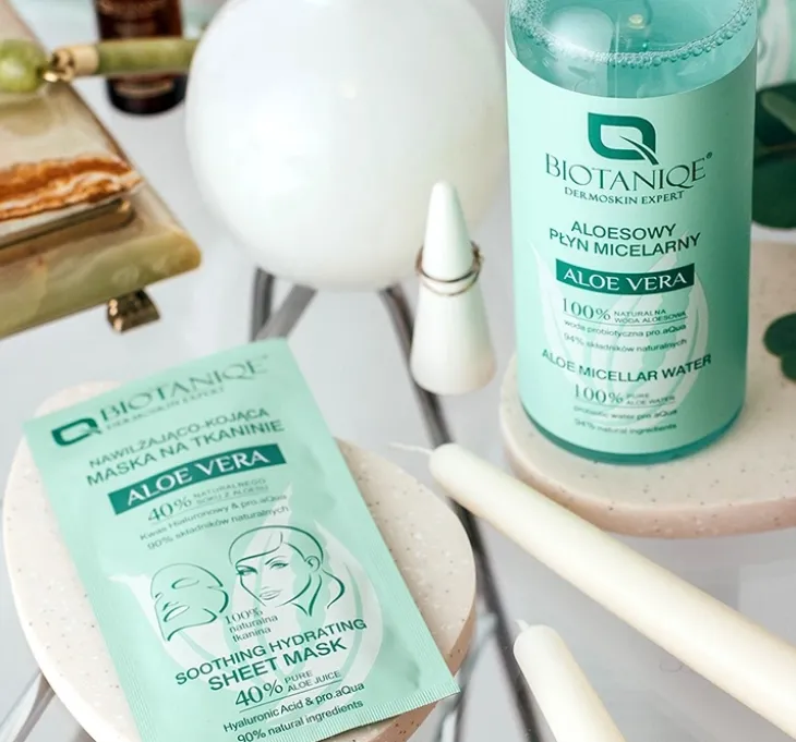 Biotaniqe Aloe Vera nawilżająco-kojąca maska na tkaninie 15 ml