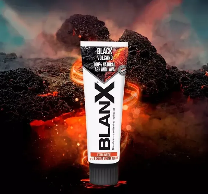 Blanx Black Volcano wybielająca pasta do zębów 75 ml