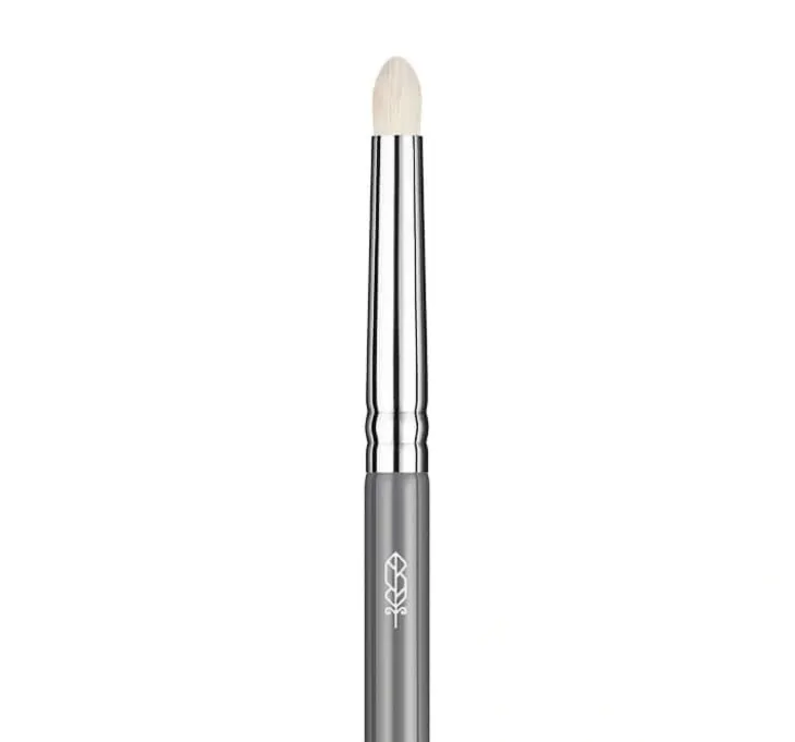 Boho Beauty Classic pędzel do makijażu 219 M Precision Smudge
