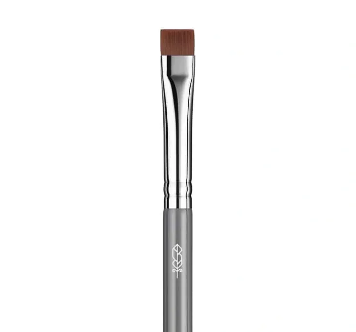 Boho Beauty Classic pędzel do makijażu 304 V Flat Definer