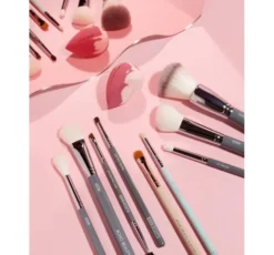 Boho Beauty Classic pędzel do rozcierania cieni 232 V Tapered Crease