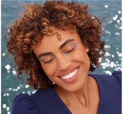 Bourjois Contour Clubbing wodoodporna kredka do oczu 76 Blue Soirée 1,2 g