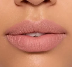 Catrice Endless Matte matowa pomadka w płynie 010 Get Undressed 4,5 ml