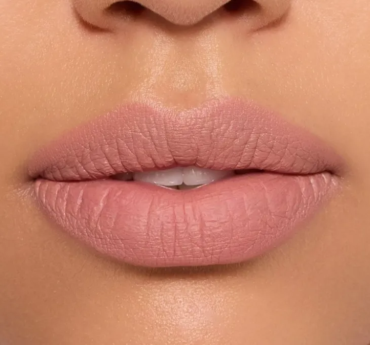 Catrice Endless Matte matowa pomadka w płynie 010 Get Undressed 4,5 ml