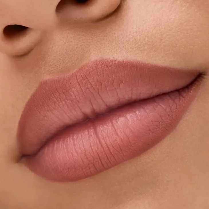 Catrice Gel Glide Long-Lasting Lip Liner temperowana konturówka do ust 040 Latte Lines 1,5 g