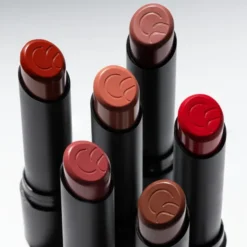Catrice Glass Like Gloss Stick błyszcząca pomadka do ust 040 Red Carpet Game 3 g