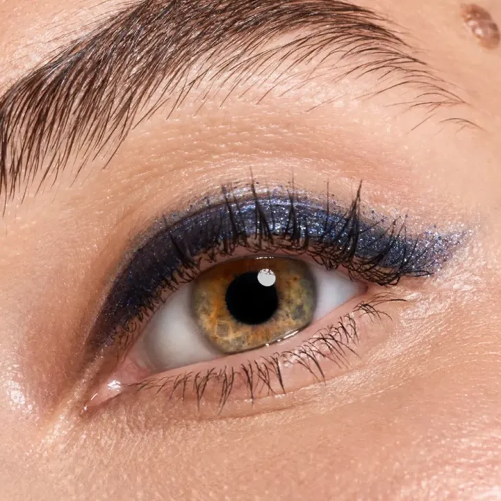 Catrice Jewel Glide wodoodporna kredka do oczu 030 Midnight Sapphire 1,5 g