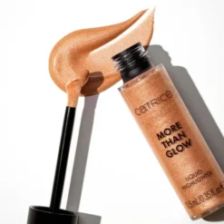 Catrice More Than Glow rozświetlacz w płynie 030 Golden Silk 10,5 ml