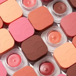 Catrice Velvet Pudding Blurring Blush kremowy róż do policzków 010 Raspberry Fudge 5 g