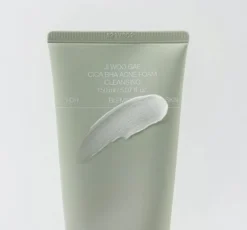 Celimax Ji Woo Gae oczyszczająca pianka do cery trądzikowej 150 ml