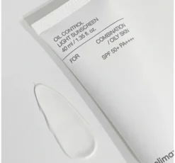 CelimaxOil Control lekki krem przeciwsłoneczny do skóry tłustej i mieszanej SPF50+ PA++++ 40 ml