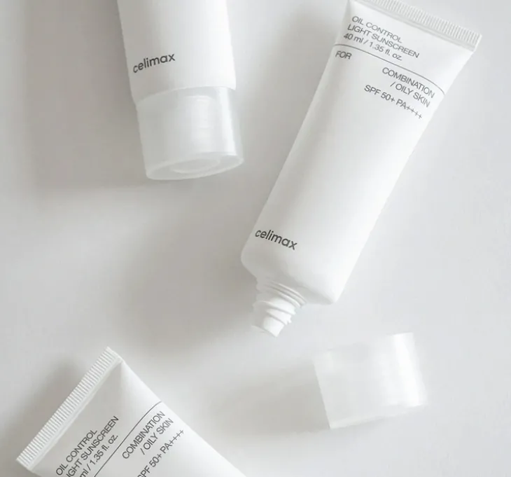 CelimaxOil Control lekki krem przeciwsłoneczny do skóry tłustej i mieszanej SPF50+ PA++++ 40 ml