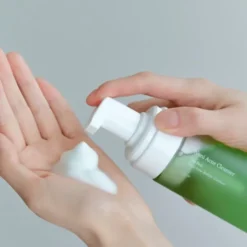 Celimax The Real Noni Acne Bubble Cleanser oczyszczająca pianka do mycia twarzy 155 ml