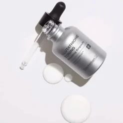 Centellian24 Glutathione Toning Boosting Ampoule rozświetlające serum-ampułka do twarzy z glutationem 30 ml