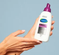 Cetaphil PRO Oil Control pianka do mycia twarzy 236 ml