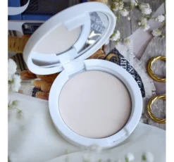 Claresa Blur Super Pow(d)er Beige prasowany puder do twarzy 10 g