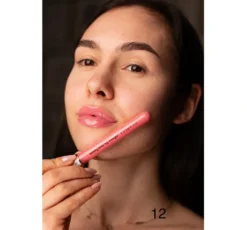 Claresa Gloss Is My Boss nawilżający błyszczyk do ust 12 Queen Bee 5 g