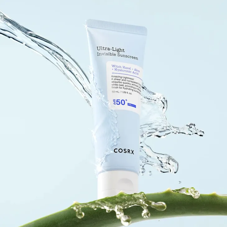 COSRX Ultra Light Invisible Sunscreen nawilżający krem z filtrem SPF50 PA++++ 50 ml