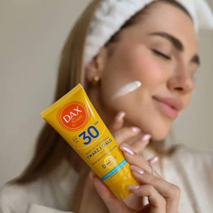 Dax Sun Active ultralekki krem z filtrem SPF 30 odporny na pot 50 ml