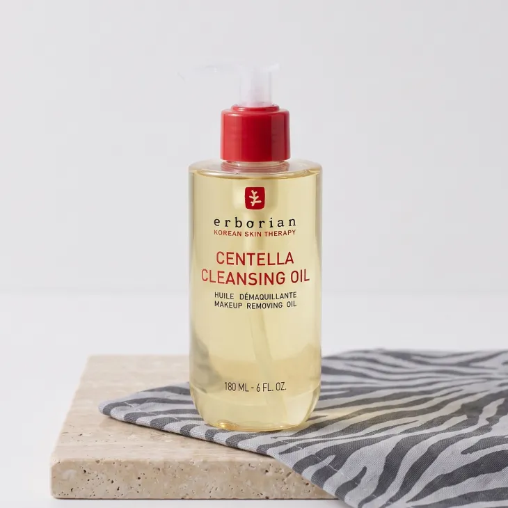 Erborian Centella Cleansing Oil olejek do demakijażu z wąkrotą azjatycką 180 ml