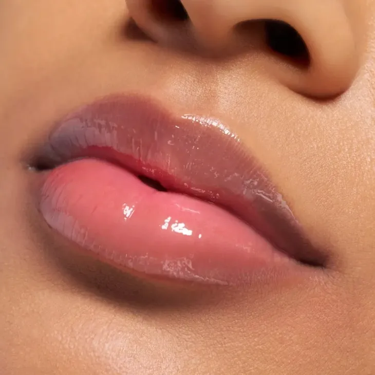 Essece What The Fake! Plumping Lipgloss błyszczyk powiększający usta 100 Sheer Genius 4 ml