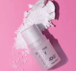 Essence Baby Got Diamond rozświetlacz w sztyfcie 5,4 g
