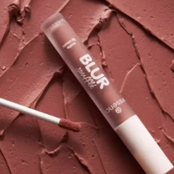 Essence Blur Soufflé matowa pomadka do ust 02 Spice Filter 3,6 ml