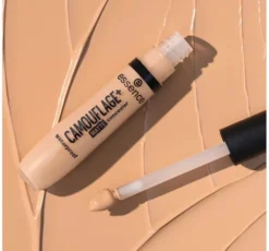Essence Camouflage+ Matte Waterproof kryjący korektor w płynie 180 8 ml