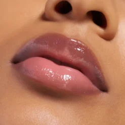 Essence Hydra Kiss Lip Oil pielęgnujący olejek do ust 10 Sugar Sparkle 4 ml