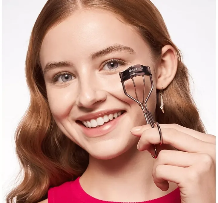 Essence Lash Curler zalotka do rzęs 01 All The Way Up