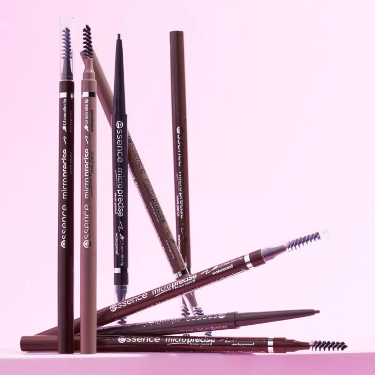 Essence Micro Precise precyzyjna kredka do brwi 08 Black Brown 0,05 g