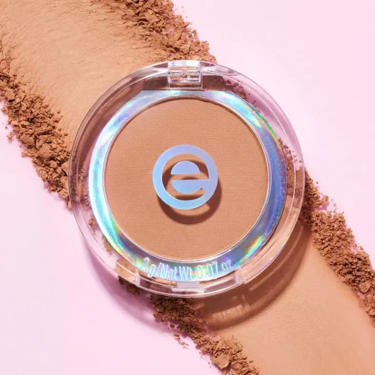 Essence Mono Eyeshadow Matte matowy cień do powiek 02 Neutral Brown 2 g